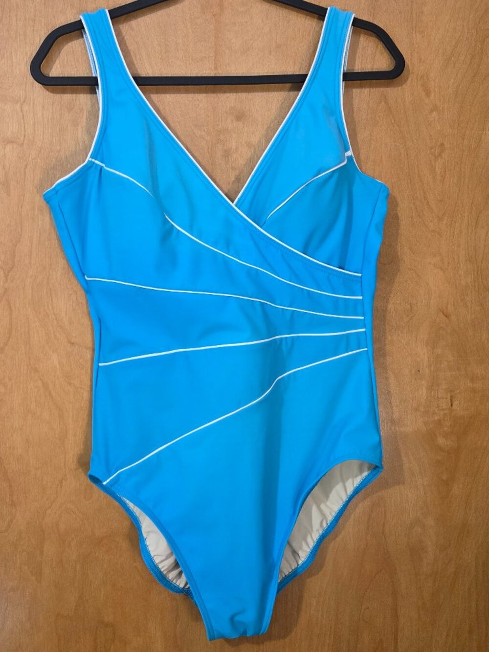 Miracle Suit "Horizon" 1-Piece Swimsuit Size 14 Turquoise Blue No wire Slimming